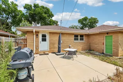 7245 W Cleveland Ave, West Allis, WI 53219 - Photo 25