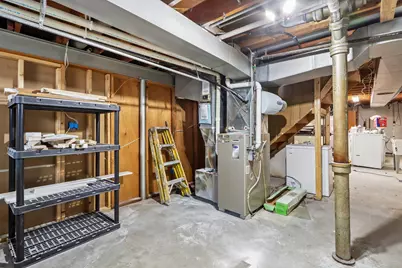 7245 W Cleveland Ave, West Allis, WI 53219 - Photo 23