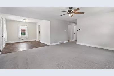 7245 W Cleveland Ave, West Allis, WI 53219 - Photo 7