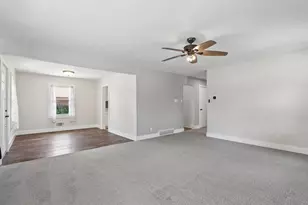 7245 W Cleveland Ave, West Allis, WI 53219 - Photo 7