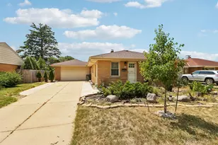 7245 W Cleveland Ave, West Allis, WI 53219 - Photo 27