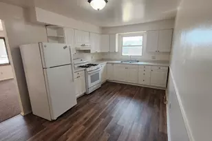 8042 14th Ave, Kenosha, WI 53143 - Photo 7