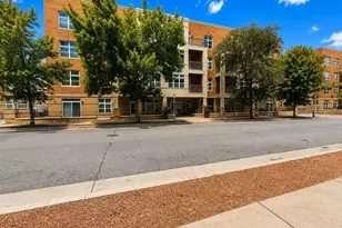 1915 N Water St, Milwaukee, WI 53202 - Photo 3