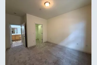 1915 N Water St #102, Milwaukee, WI 53202 - Photo 17