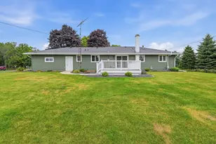 N10470 Meadow Ln, Leroy, WI 53048 - Photo 5
