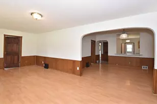 3724 E Ramsey Ave, Cudahy, WI 53110 - Photo 7