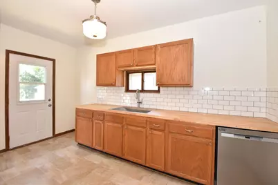 3724 E Ramsey Ave, Cudahy, WI 53110 - Photo 13