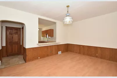 3724 E Ramsey Ave, Cudahy, WI 53110 - Photo 9