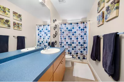 1727 N 49th St, Milwaukee, WI 53208 - Photo 17