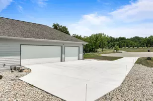 N2521 Preserve Ct, Geneva, WI 53147 - Photo 7