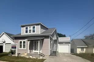 210 N Joliet Ave, Sturgeon Bay, WI 54235 - Photo 5