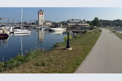 210 N Joliet Ave, Sturgeon Bay, WI 54235 - Photo 11