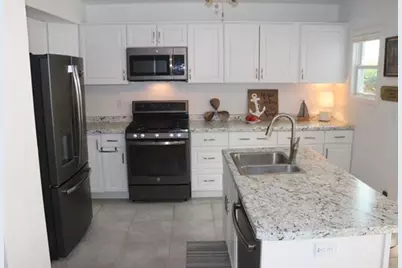 210 N Joliet Ave, Sturgeon Bay, WI 54235 - Photo 11