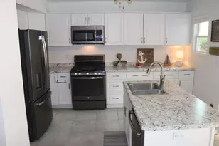 210 N Joliet Ave, Sturgeon Bay, WI 54235 - Photo 11