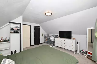 8113 W Townsend St, Milwaukee, WI 53222 - Photo 7