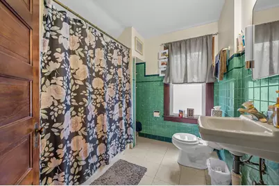 347  Prospect Ave, Pewaukee, WI 53072 - Photo 21