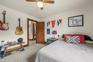 347 Prospect Ave, Pewaukee, WI 53072 - Photo 23