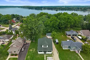 347 Prospect Ave, Pewaukee, WI 53072 - Photo 39