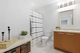 1522 N Prospect Ave, Milwaukee, WI 53202 - Photo 19