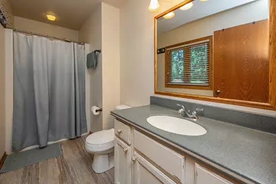 8319 S Woodridge Dr, Oak Creek, WI 53154 - Photo 25