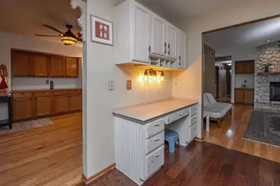 8319 S Woodridge Dr, Oak Creek, WI 53154 - Photo 19