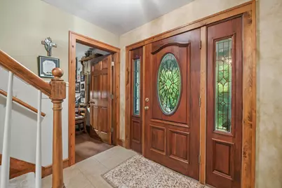 S86W30445  Stonegate Dr, Mukwonago, WI 53149 - Photo 15