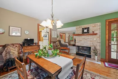 S86W30445  Stonegate Dr, Mukwonago, WI 53149 - Photo 11