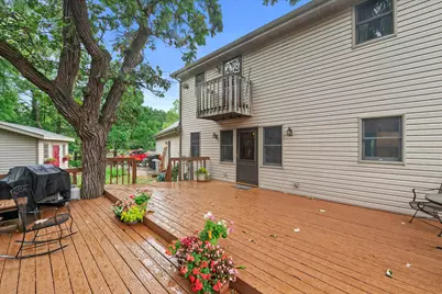 S86W30445  Stonegate Dr, Mukwonago, WI 53149 - Photo 39