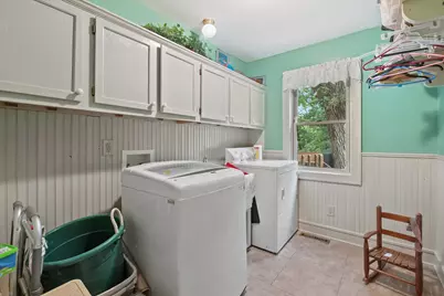 S86W30445  Stonegate Dr, Mukwonago, WI 53149 - Photo 11