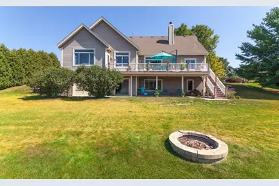 387  Still Water Ct, Dousman, WI 53118 - Photo 37