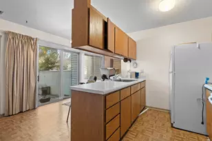 207 East Bluff, Madison, WI 53704 - Photo 5