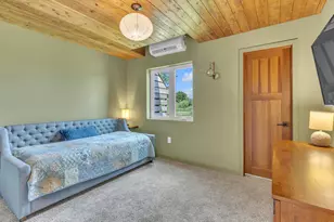 909 Page Ct, Sheboygan, WI 53081 - Photo 17