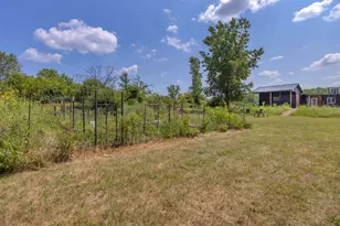 909 Page Ct, Sheboygan, WI 53081 - Photo 27