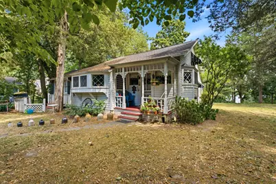 2564 N Huebner Rd, Summit, WI 53066 - Photo 3