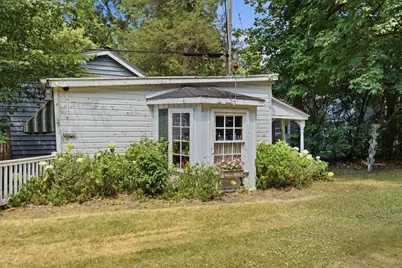 2564 N Huebner Rd, Summit, WI 53066 - Photo 13