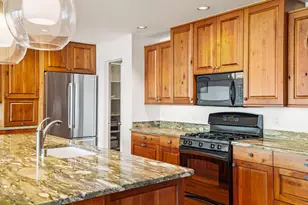 311 E Erie St, Milwaukee, WI 53202 - Photo 13