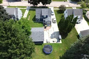 1136 N 8th Ave, West Bend, WI 53090 - Photo 21