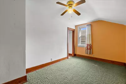 3745 S Whitnall Ave, Milwaukee, WI 53207 - Photo 13