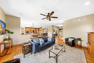 N6350 Tradewinds Cir, Beaver Dam, WI 53916 - Photo 5