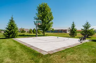N6350 Tradewinds Cir, Beaver Dam, WI 53916 - Photo 31