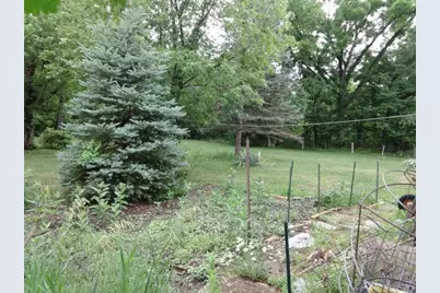 2157  Schuster Dr, Beloit, WI 53511 - Photo 3