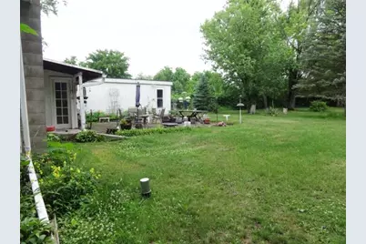 2157  Schuster Dr, Beloit, WI 53511 - Photo 5