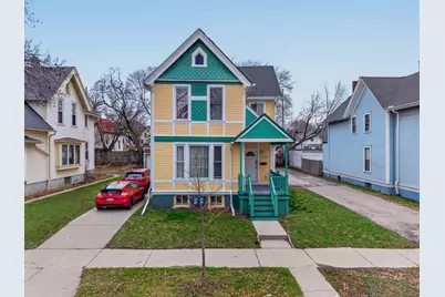 2330 N Palmer St, Milwaukee, WI 53212 - Photo 1