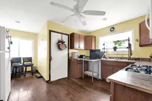 1966 S 69th St, West Allis, WI 53219 - Photo 9