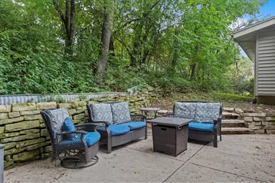 609  Downing Dr, Waukesha, WI 53186 - Photo 25