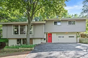 609 Downing Dr, Waukesha, WI 53186 - Photo 1