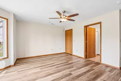 4575 S 124th St, New Berlin, WI 53151 - Photo 17