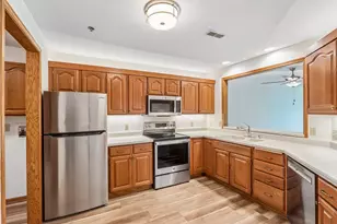 4575 S 124th St, New Berlin, WI 53151 - Photo 9