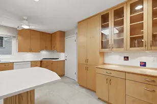 4536 N Larkin St, Shorewood, WI 53211 - Photo 9