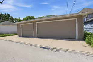 4536 N Larkin St, Shorewood, WI 53211 - Photo 27